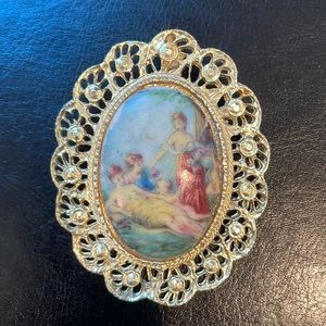 Vintage Porcelain Brooch/Pendent Women and flowers